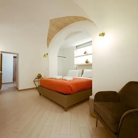 Pensión Cavour 3*