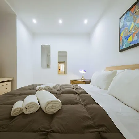 Pensión Cavour 3*
