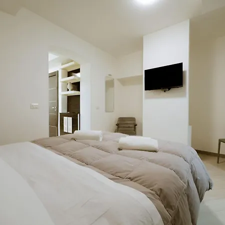 Cavour Lecce